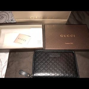 AUTHENTIC Gucci Guccisima zip around wallet